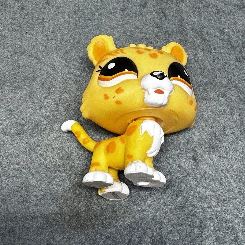 G7 Leopard #51 + Accessories - Littlest Pet Shop - Hasbro LPS Gen 7 Tiki Jungle